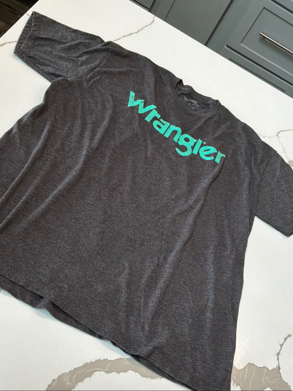 Women’s  XL Wrangler Charcoal Short-Sleeve Tee with Teal Logo